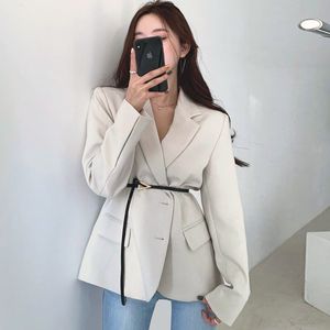 Spring Female Casual Notched Collar Long-sleeved Single Breasted Loose Minimalist Blazer Coat With Belt 8Y544 210510