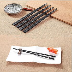 Chopsticks Wygodne i szybkie przenośne pałeczki sushi Chopstick Chopstick Uczeń Prezenty Zestaw Wyśmienity Niepoślizgowy Accessorie