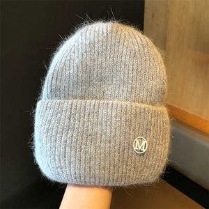 Höst Vinter Angola Kanin Fur Hat Kvinnors Woolen Stickad Varm och Soft Earmuffs Beanie Skullies Cap 211228