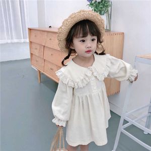 Primavera Autunno 2020 neonate carine pizzo colletto rovesciato abiti da principessa puro cotone morbido 2 colori abito casual per bambini Q0716