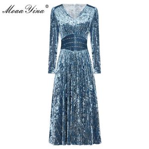 Fashion Designer dress Spring Autumn Women's Dress V-neck Long sleeve Keep warm Velvet Dresses 210524