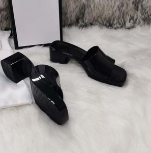 Designers Marca donna pantofola designer lady Sandali estate gelatina scivolo tacco alto G pantofole scarpe casual di lusso Scarpa da spiaggia donna in pelle alfabeto 35-41