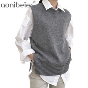 Women Basic O-Neck Sleeveless Pullover Knitted Vest Office Lady Temperament Casual Fashion Waistcoats Sweater 210604