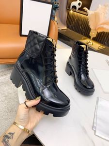 2021 Classic luxury Women and girls Ankle boots Martin High heel casual print stitching fashion hot