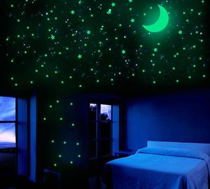 Stelle Luna Adesivi murali Si illuminano al buio Adesivo Stella luminosa Bellissime decalcomanie per camerette Camera da letto Soggiorno