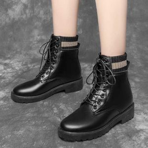 New Black Women's Winter Fashion Casual Boots PU Läder Ankle Boots 2021ROUND Toe Lace-Up Motorcykel Plattform Stövlar Botas Mujer Y0905