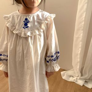 Девушки весенние оборманы платье для детей вышивка хлопчатобумажная белье Koeran малыш слойной рукава повседневная одежда одежда 210529