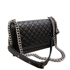 Classic Boy Womens Fashion Single Flap Bags Lambskin F/W Quilted Crossbody Shoulder Top quality Real Genuine Leather 25C Clutch Purse Famous Brand Handbags