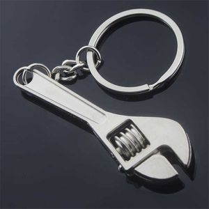 New Fashion Simulation Adjustable Wrench Keychain Alloy Creative Tool Pendant Small Commodity Gift Ornament Jewelry G1019