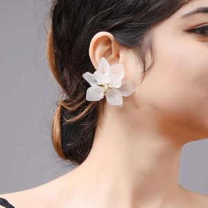 Wholesale oranges earrings for sale - Group buy Hyperbole Flower Earrings Women Acrylic Big White Orange Green Holiday Korean Geometric Stud