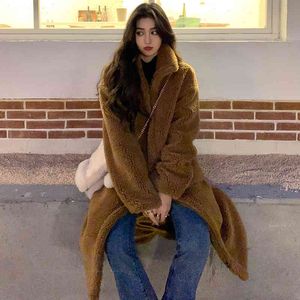 Woolen Coat Kvinnor Höst och Vinter Fashion Solid Färg Slim Elegant Tjockande Lamm Fur Långa Blends Coats (C5000) 210423