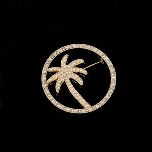 Cute Round Coconut Palm Broszka Kobiety Pearl Rhinestone Drzewo Broszki Garnitur Lapel Pin Moda Biżuteria Akcesoria