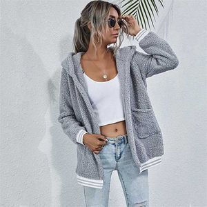 Outono Faux Pele Casaco Mulheres Inverno Casaco de Teddy Casaco Fêmea Jaqueta Fêmea Senhoras Com Capuz Fluffy Teddy Jacket para Mulheres 211018