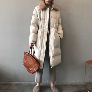 Lunga giacca invernale e cappotto per donne in cotone casual imbottito di pelliccia calda collare di pelliccia nera Mujer Parkas Abbigliamento da donna 210625