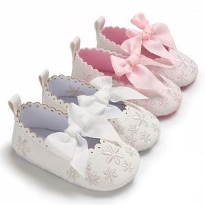 Primeiros caminhantes primavera bebê meninas casuais floral bordado sapatos macio sola antiderrapante pu princesa sneakers bowknot toddler