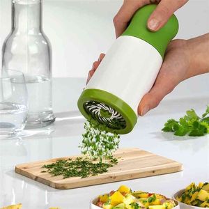 Herb Grinder Spice Mill Prezzemolo Shredder Chopper Frutta Verdura Cutter Gadget da cucina Utensili da cucina 210712