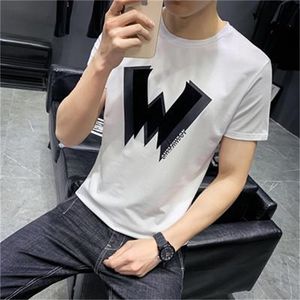 Men's tight-fitting knitted T-shirt autumn fashion short-sleeved tide brand solid color half-sleeved handsome 210420