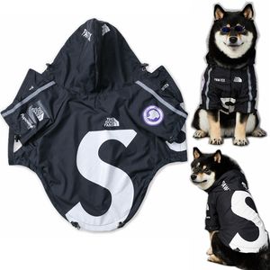 Klasik S Mektubu Pet Giysileri Köpek Giyim Yağmurluk Giyim Küçük Büyük Fransız Bulldog Pug Köpekler Hoodies Rüzgarlık Ayarlanabilir Hafif Panço Ceketler L A172