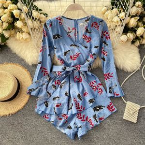 Design Vintage Print Jumpsuits Autumn V Neck Long Sleeve Lace up Rompers Korean Chic Streetwear Wide Leg Short Rompers 210419