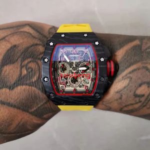 2021 Orologi Uomo Orologi al quarzo in silicone di lusso per uomo Sport Uomo Designer Orologio da polso Relogio Masculino