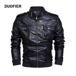 Herbst Winter Männer Schwarze Lederjacke Motorradmantel Männer Streetwear Mode Pelz Gefüttert Mantel Military Männer Jacke Plus Größe 4XL 210603