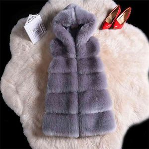 Winter Teddy Coat Fur From Artificial Eco Warm Vest Female Sleeveless Cap Women's Coats Faux Korean Fashion Clothing 210817