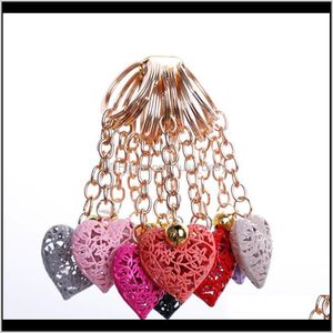 Aessories20Pcs Hollow Heart Fashion Charm Cute Purse Bag Pendant Car Keyring Chain Ornaments Gift Keychains T200804 Drop D