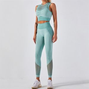 LANTECH Tute sportive da donna Set da yoga Sollevamento Squat Palestra Pantaloni fitness Leggings Reggiseno Esercizio Abbigliamento senza cuciture Abbigliamento sportivo Attivo 210802