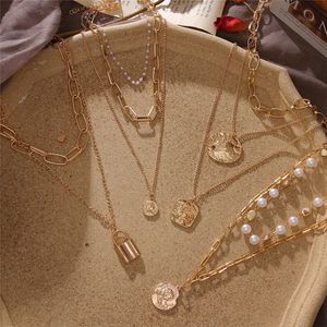 Women's Heart Pearl Fashion Multilayer Thick Chain Choker Boho Gold Portrait Pendant Necklace Female Jewelry