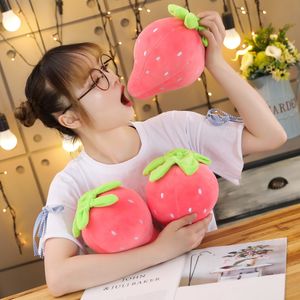 Adorável 22 cm rosa morango macio alimento de pelúcia frutas brinquedo para baixo algodão recheado morangos strawberries plushie decor decoração crianças presente LA255