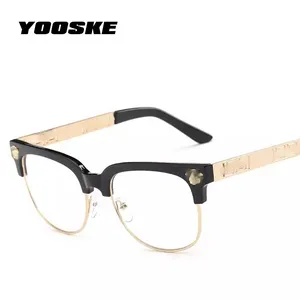 Designer de moda Óculos de sol transparentes para mulheres e homens Óptica Armações de óculos de grau Vintage Óculos de vidro simples