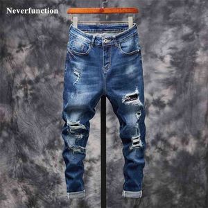 Мужчины разорванные разрушенные повседневные тонкие пригодные джинсы модные улицы большие отверстия хип-хоп мужской хлопок нищий джинчарные штаны 210716