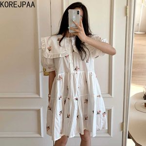 Korejpaa Frauen Kleid Sommer Koreanische Mode Große Revers Gestickte Blumen Einreiher Schnalle Lose Bubbly Sleeve Vestido 210526