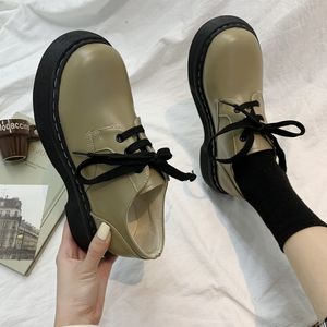 Küçük Deri Ayakkabı Bayan Platformu Topuklu Sevimli Yeni Retro Kalın Tabanlı Dantel-Up Öğrenci Lolita Platformu Mary Jane Ayakkabı Ayakkabı