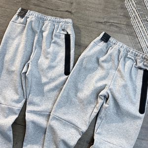 2022 joggers esportivos dos Estados Unidos calças pretas TECH FLEECE calças masculinas de alta qualidade Space Cotton running Bottoms tamanho asiático M-XXL