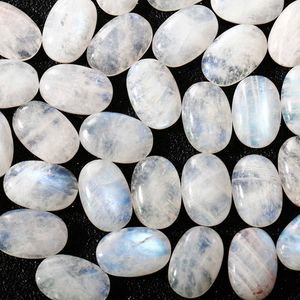 7.8-8.6 CT 타원형 컷 자연 moonstone 11x17mm 푸른 빛 도매 장식 보석 쥬얼리 선물 5 PCS / SET H1015