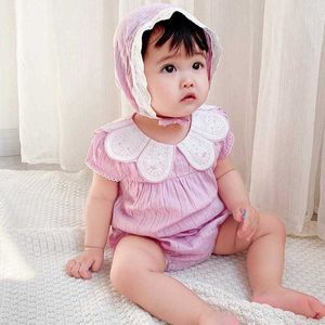 Född spets romer baby sommar rompers med hatt spädbarn petal krage jumpsuit 1st födelsedag dop kläder toddler bodysuit 210615