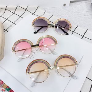 Neue 2020 Kinder-Sonnenbrille, modische Mädchen-Sonnenbrille, Jungen-Designer-Sonnenbrille, UV-beständige UV-Kinderbrille, Mädchen-Brille B1664 136 B3