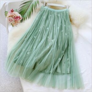 Qooth Women Fashion Skirts Mesh Velvet Patchwork Spring Skirts Elastic Waist Mid-calf Skirt Female Tulle Pleated Skirt qh2005 210518