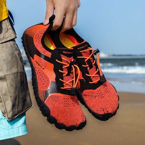 Unisex Natação Sapatos de Água Homens Barefoot Praia Ao Ar Livre Sandálias Upstream Aqua Shoes Plus Size Nonslip Rio Sea Mergulho Sneakers Y0714