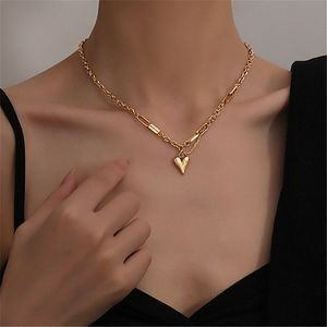 Titanium Steel Chain Minimalist Simple Heart Pendants Necklace Women Retro Fashion Jewelry Korean Style