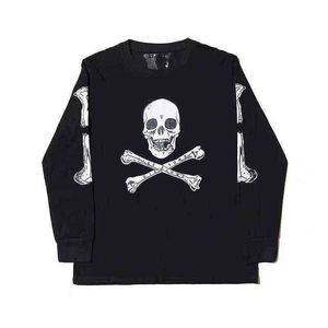 Samma Star Black Skull Round Neck Pullover Big V Hip Hop Long Sleeve Trendy Men's och Women's T Sweater