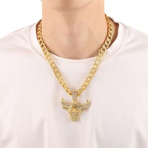 Pendant Necklaces Fashion Cuba Men Hip Hop Full Rhinestone Bull Head Necklace Sparkling Out Gold Punk For Boyfriend Gift