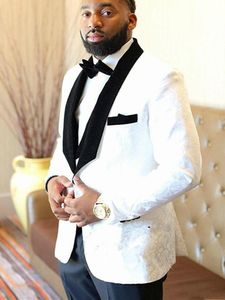 Groomsmen White и Black Groom Tuxedos Шаль бархат отворот мужские костюмы свадьбы 3 штуки (куртка + брюки жилет бабочка галстук) Z258 мужские пиджаки