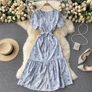 Singreiny Mulheres Francesa Vestido Floral V Neck Manga Curta Lace Up A-Line Vestidos Verão Bohemian Imprimir Dividir férias Praia Vestido 210419