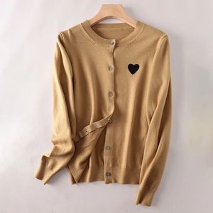 Jaquetas femininas de designer de luxo suéteres Casaco de lã Love S-3XL