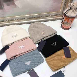 6 цветов шерстяные вязаные шапочки Snapbacks мода буква орнамент унисекс шапки рождественские подарок для мужчин женщин теплый колпачок