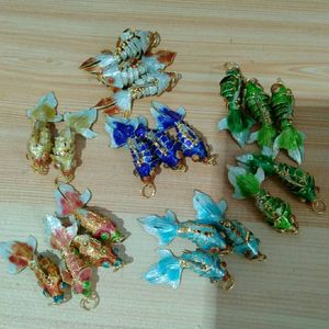 Carino piccolo smalto colorato pesce fascino gioielli fai da te forniture artigianali cloisonne carpa koi pesci rossi pendenti bracciali collana orecchini 200 pezzi / lotto