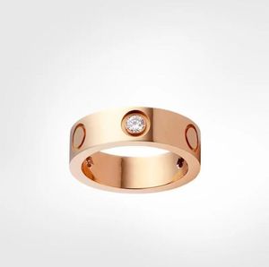 Partihandel mm mm Titanium Steel Love Ring Högkvalitativ Designer Rose Gold Par Ringar Mode Smycken Original Dammsäker Väska