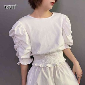 White Casual Shirts For Women O Neck Puff Short Sleeve Solid Pleated Slim Blouses Female Summer Clothing Style 210524